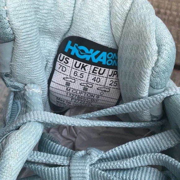 Hoka Women's Blue Athletic Shoes 7 D - Picture 9 of 10